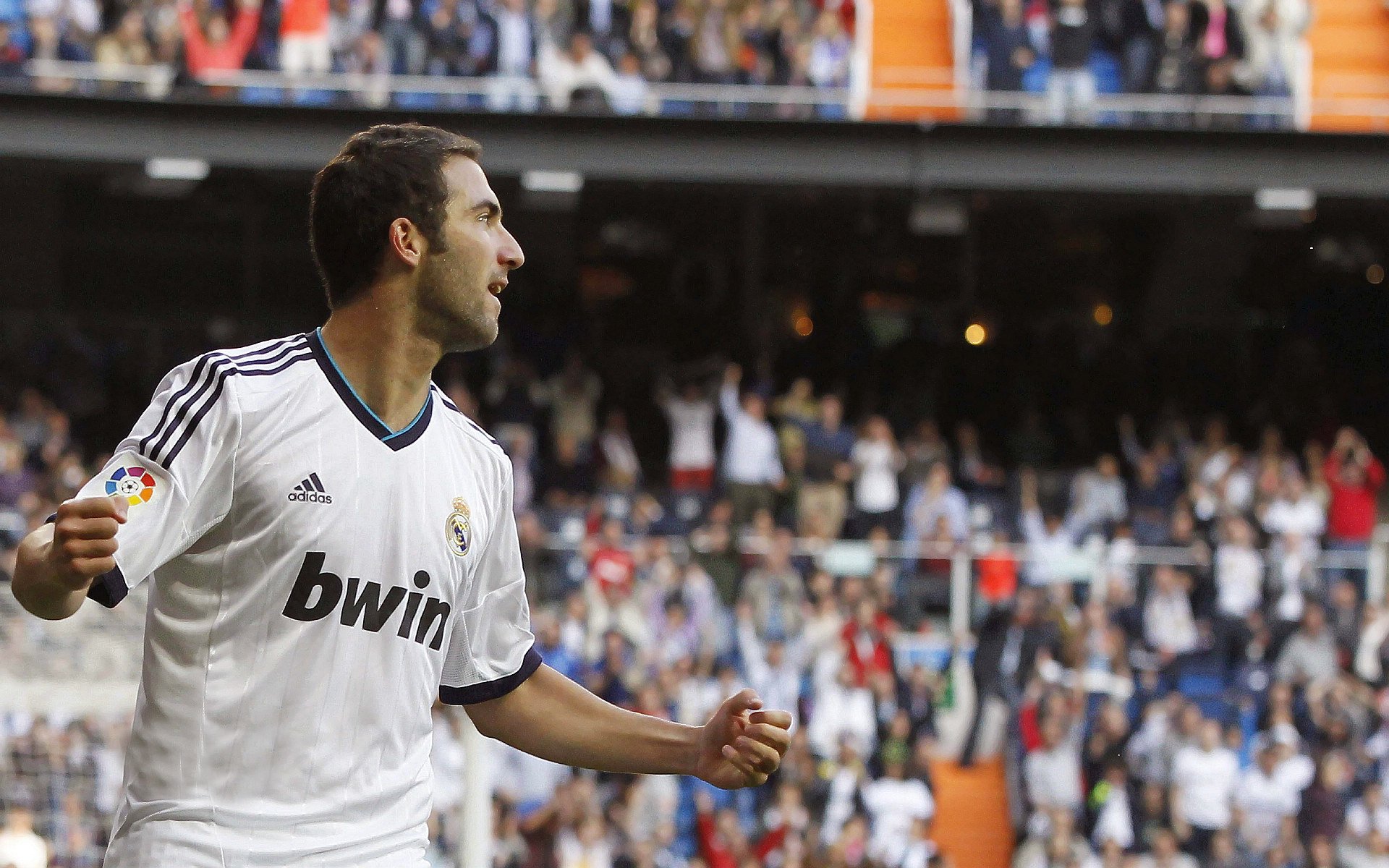 球队主帅首次回应争议事件，各球队主帅