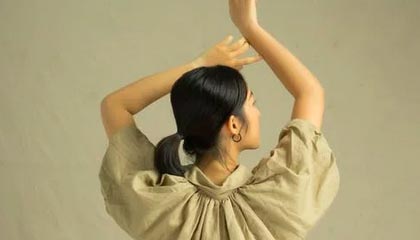 星空体育官网-东亚杯国足战败 球迷呼吁战术改革，东亚杯国足1比2日本